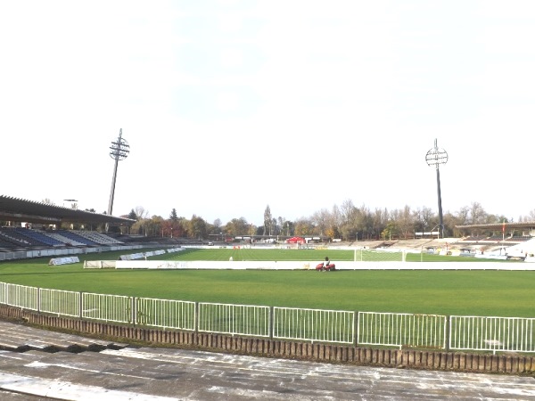 stadium-image